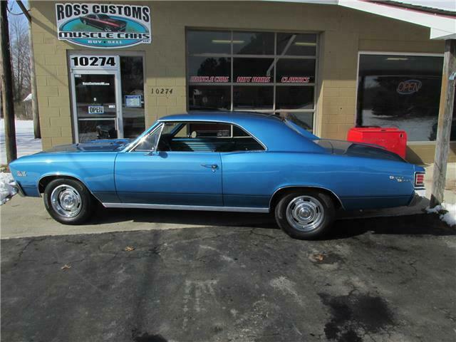 1967 Blue Chevrolet Chevelle Coupe