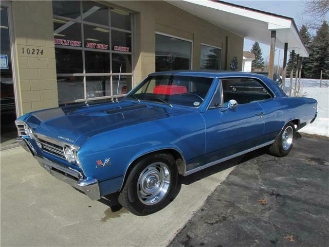 1967 Blue Chevrolet Chevelle Coupe