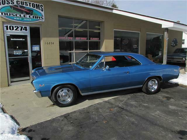 1967 Blue Chevrolet Chevelle Coupe