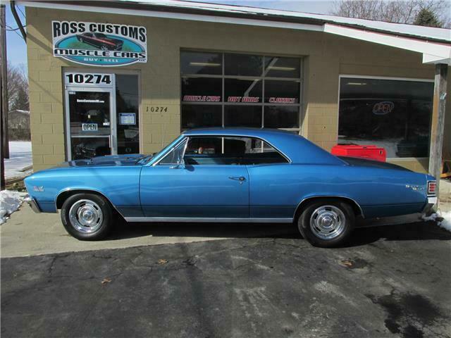 1967 Blue Chevrolet Chevelle Coupe