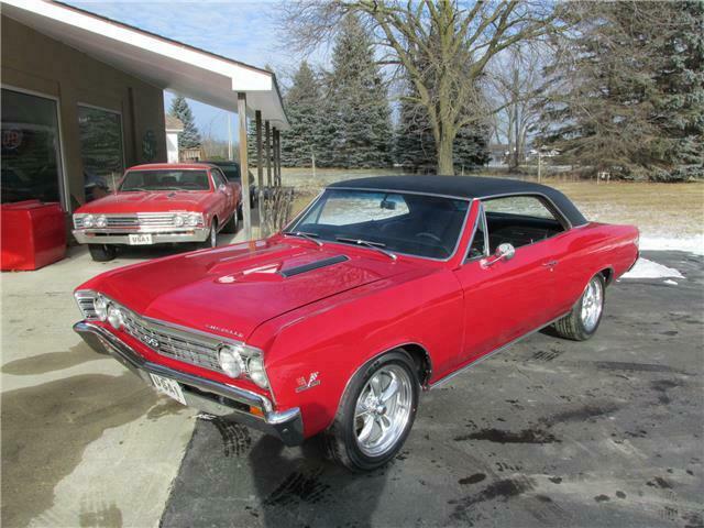 1967 Red Chevrolet Chevelle Coupe