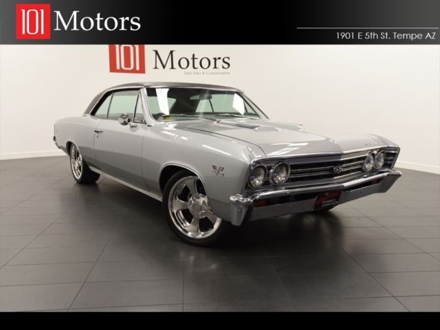1967 Silver Chevrolet Chevelle --