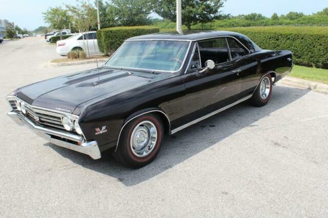 1967 Royal Plum metallic Chevrolet Cheville Super Sport --