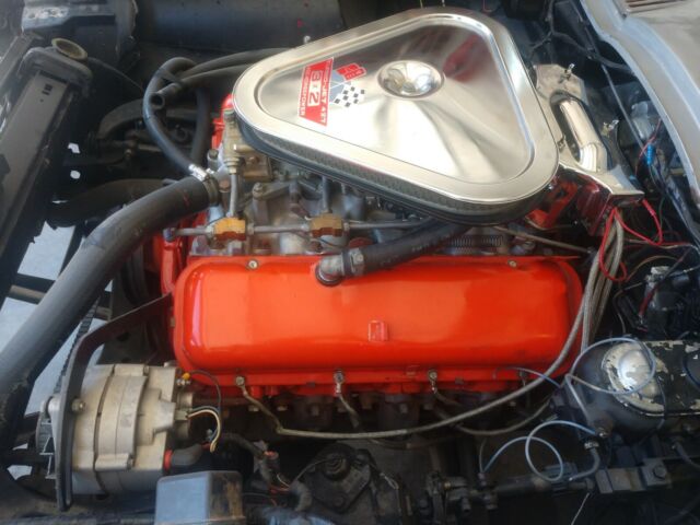 1967 Silver Chevrolet Corvette Coupe