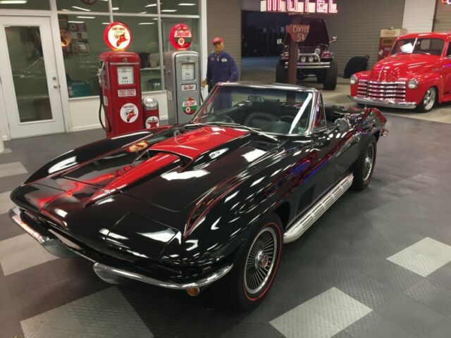 1967 Black Chevrolet Corvette