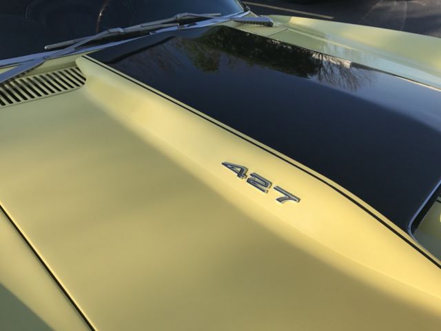 1967 Yellow Chevrolet Corvette Coupe