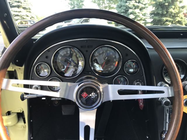 1967 Yellow Chevrolet Corvette Coupe