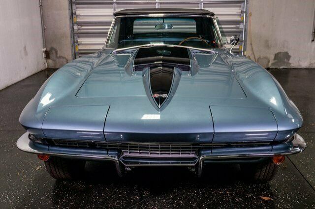 1967 Blue Chevrolet Corvette Coupe