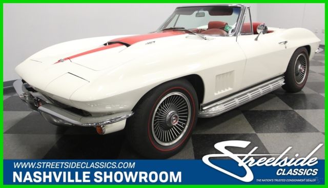 1967 White Chevrolet Corvette