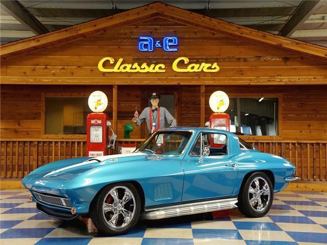 1967 Blue Chevrolet Corvette --
