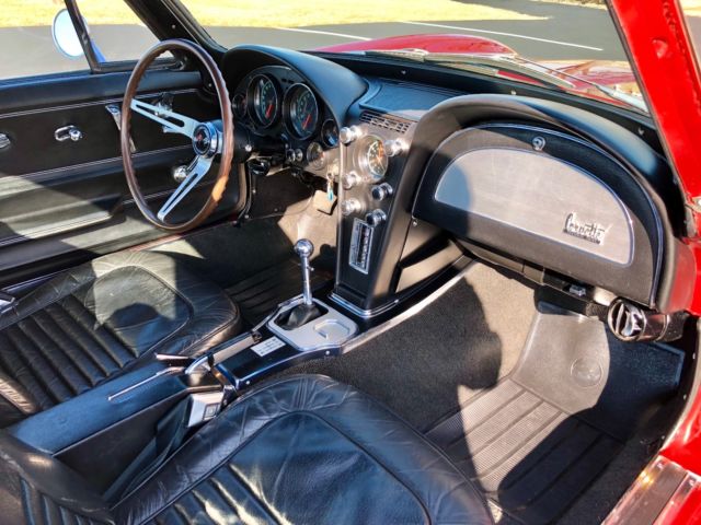 1967 Maroon Chevrolet Corvette Coupe
