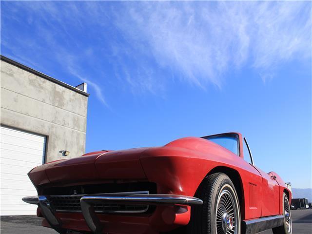 1967 Red Chevrolet Corvette --