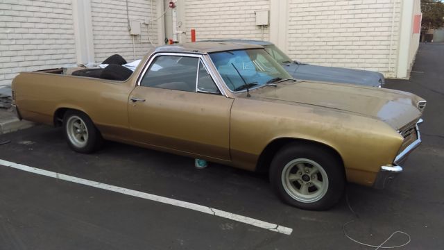 1967 Gold Chevrolet El Camino