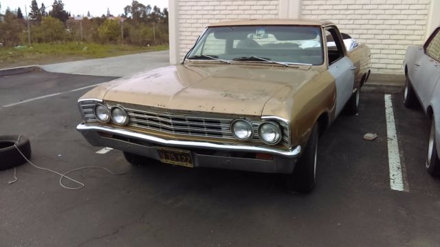 1967 Gold Chevrolet El Camino