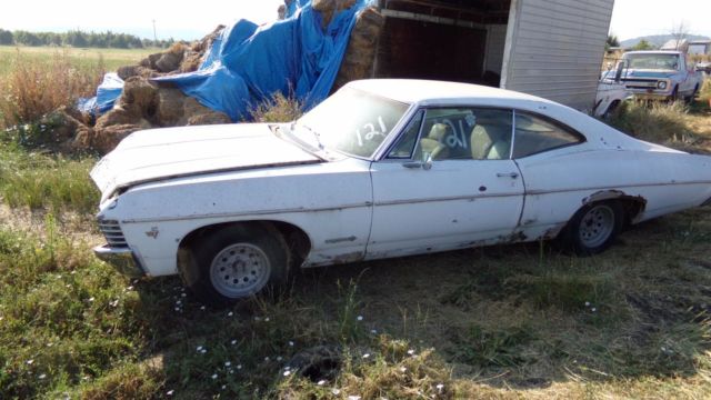 1967 WHITE Chevrolet Impala
