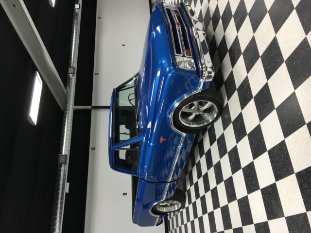 1967 bumble bee yellow Chevrolet C-10