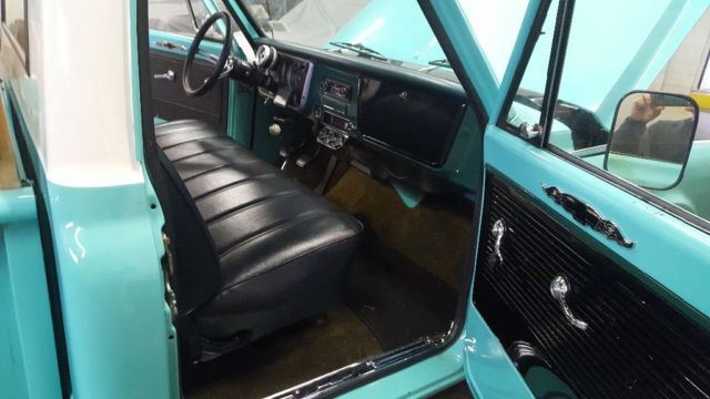 1967 Blue Chevrolet C-10