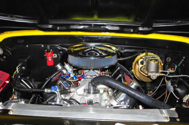 1967 Yellow Chevrolet C-10 Standard Cab Pickup