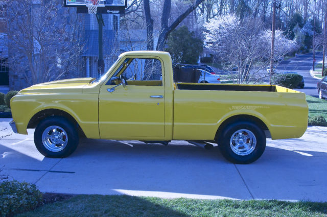 1967 Yellow Chevrolet C-10 Standard Cab Pickup