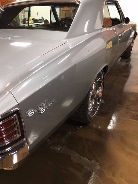 1967 Silver Chevrolet Chevelle