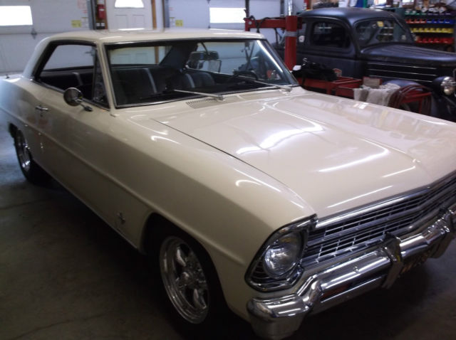 1967 CREAM Chevrolet Nova
