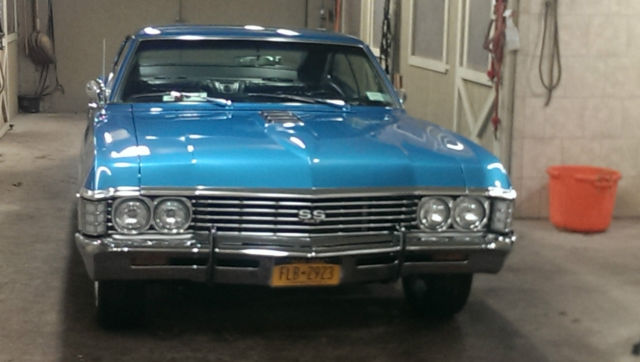 1967 marina blue Chevrolet Impala Fastback