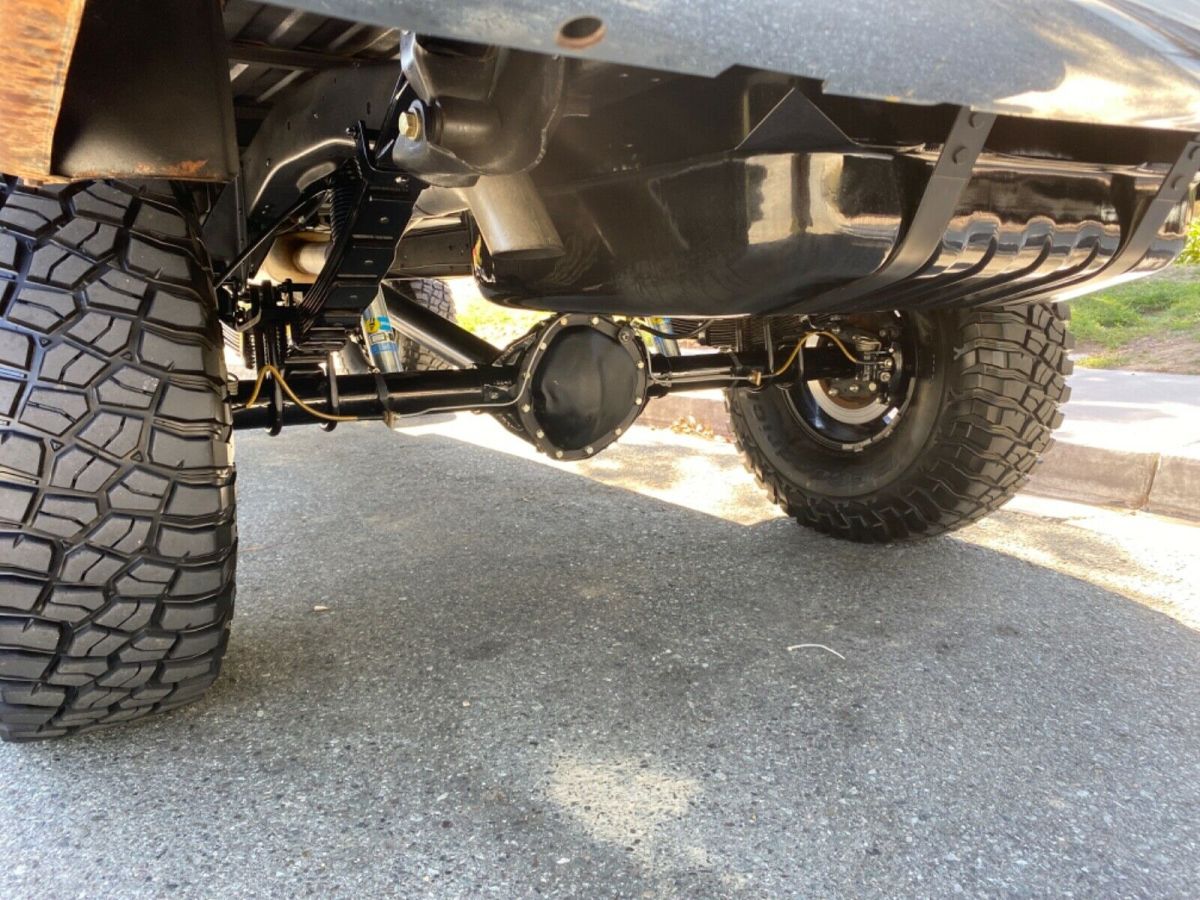 1967 Orange Chevrolet C-10