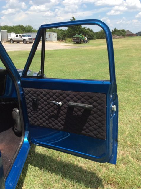 1967 Blue Chevrolet C-10 Standard Cab Pickup