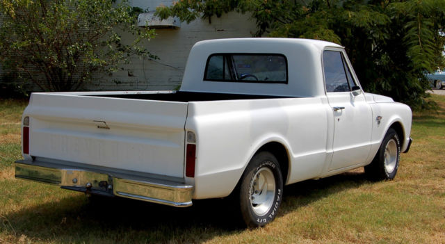 1967 White Chevrolet C-10 pickup