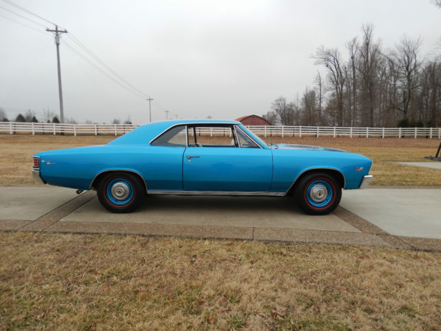 1967 Blue Chevrolet Chevelle Coupe