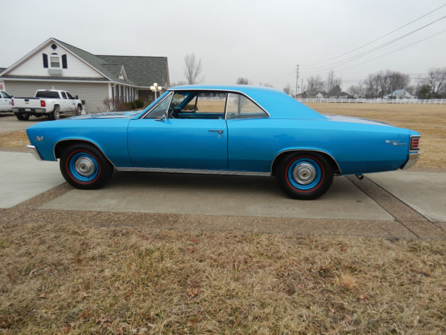 1967 Blue Chevrolet Chevelle Coupe