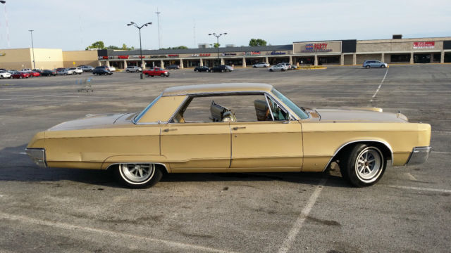 1967 Tan Chrysler 300 Series
