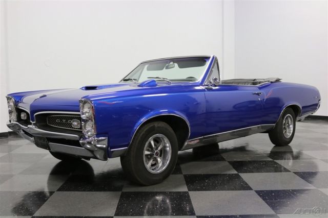 1967 Blue Pontiac GTO