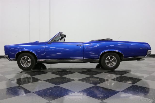 1967 Blue Pontiac GTO