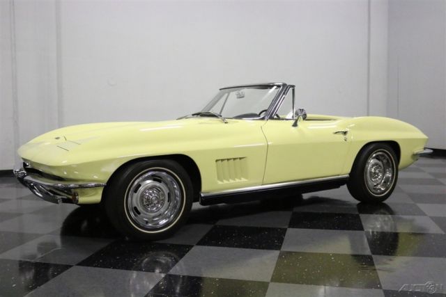 1967 Red Chevrolet Corvette