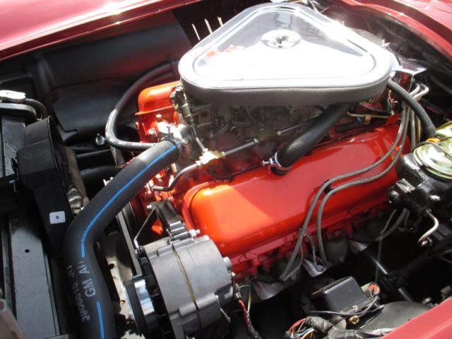 1967 Marlboro Maroon 988 Chevrolet Corvette Coupe