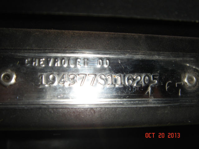 1967 Marlboro Maroon 988 Chevrolet Corvette Coupe