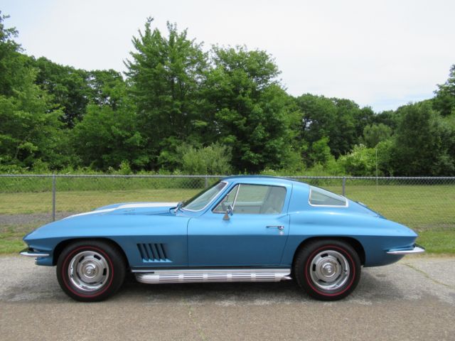 1967 Blue Chevrolet Corvette Coupe