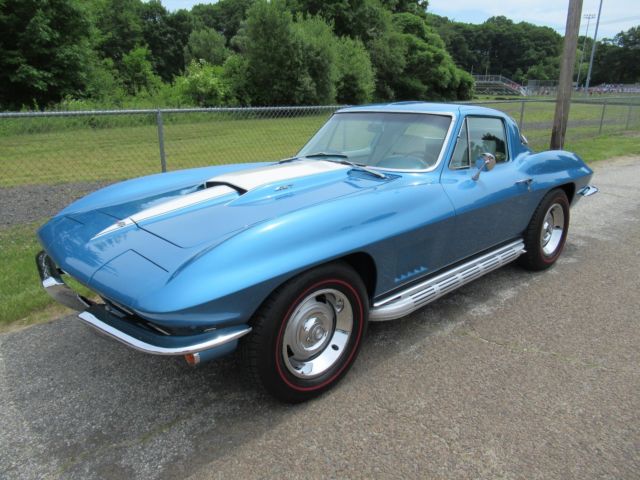1967 Blue Chevrolet Corvette Coupe