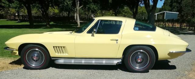 1967 Yellow Chevrolet Corvette