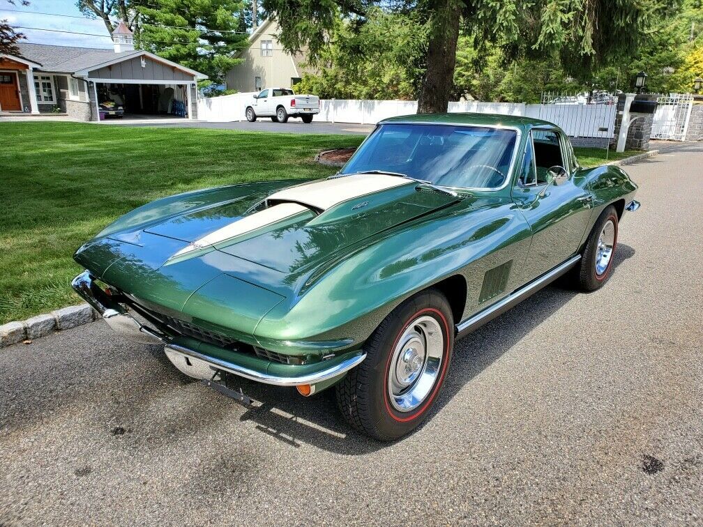 1967 Green Chevrolet Corvette Coupe