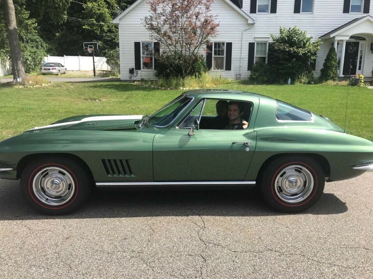 1967 Green Chevrolet Corvette Coupe