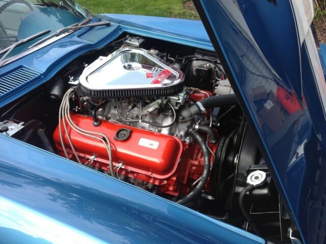 1967 Blue Chevrolet Corvette Roadster