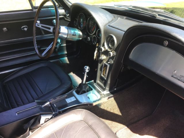 1967 blue Chevrolet Corvette Convertible