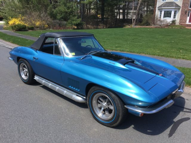 1967 blue Chevrolet Corvette Convertible