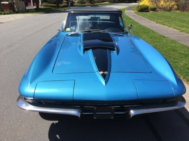 1967 blue Chevrolet Corvette Convertible