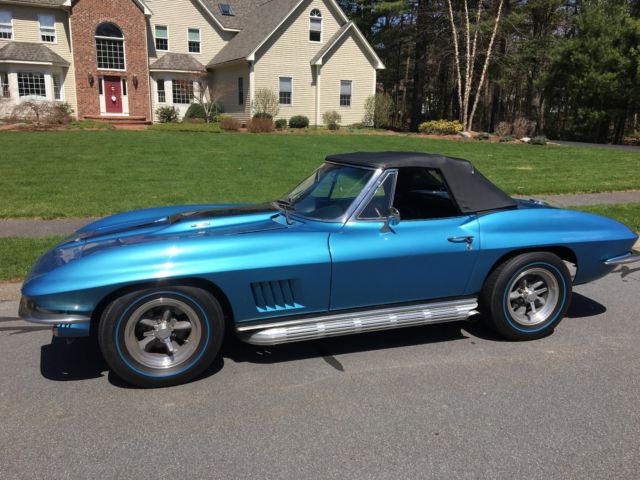 1967 blue Chevrolet Corvette Convertible