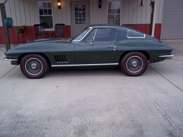 1967 Green Chevrolet Corvette