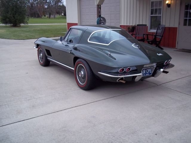1967 Green Chevrolet Corvette