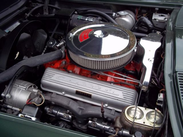 1967 Green Chevrolet Corvette